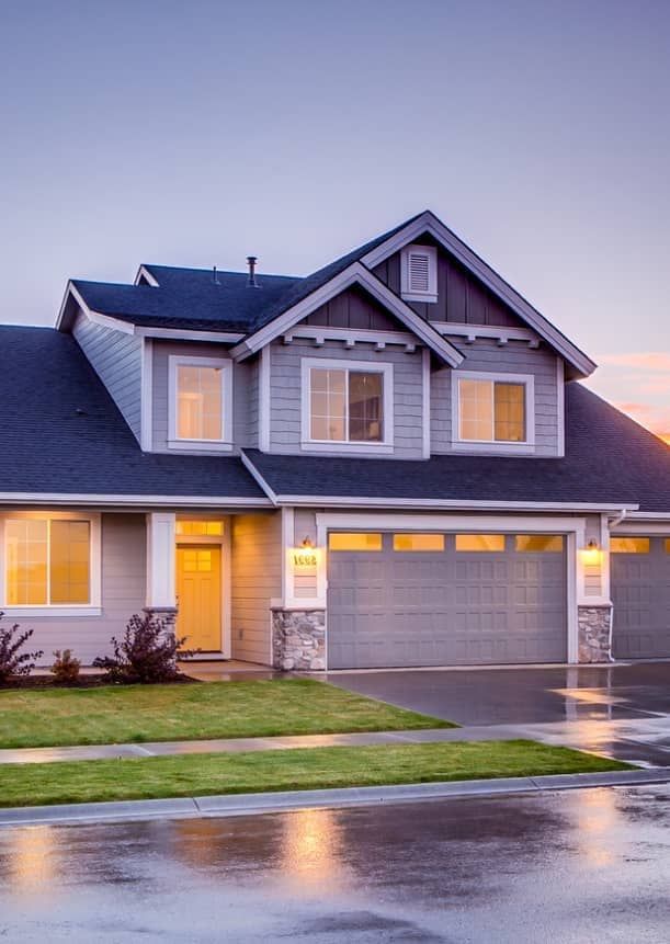 house with exquiste lawn care and landscaping